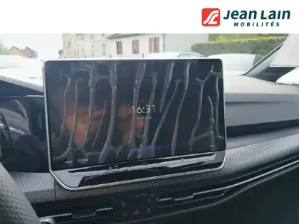 Photo 13 Volkswagen Golf  1.5 eTSI EVO2 150 DSG7