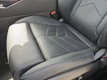 Photo 39 BMW Serie 5 520d 197 ch BVA8