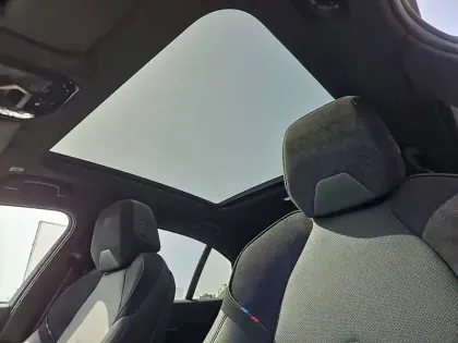 Photo 36 BMW Serie 5 520d 197 ch BVA8