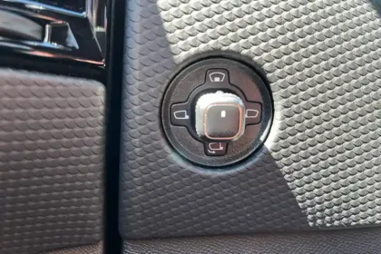 Photo 20 DS DS 4  PureTech 130 EAT8