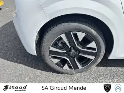 Photo 12 Peugeot 208  PureTech 100 S&S BVM6