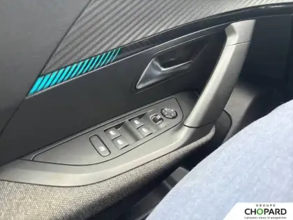 Photo 19 Peugeot 2008  PureTech 100 S&S BVM6