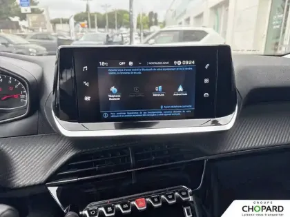 Photo 13 Peugeot 2008  PureTech 100 S&S BVM6