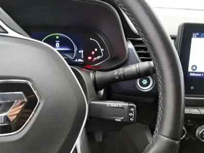 Photo 28 Renault Arkana  E-Tech 145