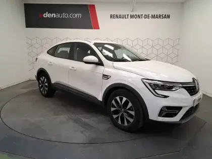 Photo 6 Renault Arkana  E-Tech 145