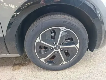 Photo 11 Kia Niro  1.6 GDi 141 ch HEV DCT6