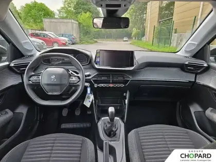 Photo 11 Peugeot 208  PureTech 75 S&S BVM5