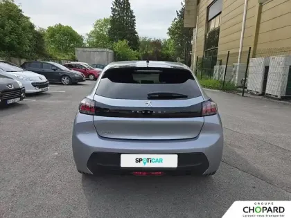 Photo 33 Peugeot 208  PureTech 75 S&S BVM5