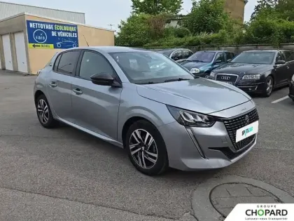Photo 32 Peugeot 208  PureTech 75 S&S BVM5
