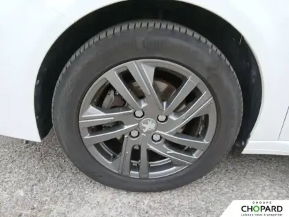 Photo 11 Peugeot 208  PureTech 100 S&S BVM6