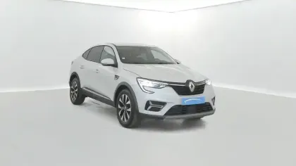 Photo 16 Renault Arkana  E-Tech 145