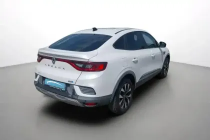 Photo 5 Renault Arkana  E-Tech 145