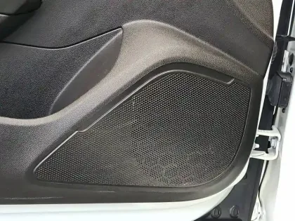 Photo 37 Renault Megane Mégane IV Berline Blue dCi 115 EDC