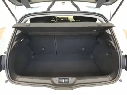 Photo 15 Renault Megane Mégane IV Berline Blue dCi 115 EDC