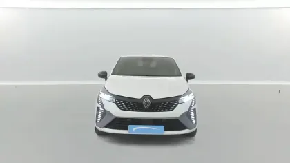 Photo 15 Renault Clio  E-Tech full hybrid 145