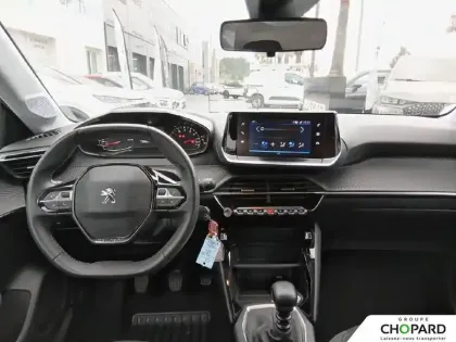 Photo 14 Peugeot 208  PureTech 100 S&S BVM6