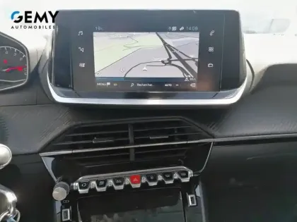 Photo 12 Peugeot 208  PureTech 100 S&S BVM6