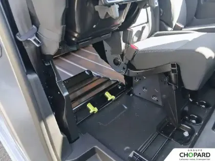 Photo 18 Peugeot Expert  FGN M BLUEHDI 145 S&S EAT8