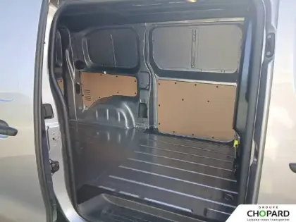 Photo 19 Peugeot Expert  FGN M BLUEHDI 145 S&S EAT8