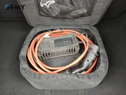 Photo 19 Peugeot 208  Electrique 50 kWh 136ch