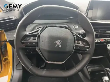 Photo 12 Peugeot 208  Electrique 50 kWh 136ch