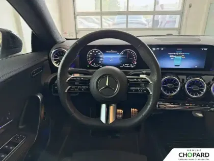 Photo 15 Mercedes CLA  Coupé 250 e Hybrid EQ 8G-DCT