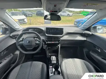Photo 32 Peugeot 208  Hybrid 100 e-DCS6