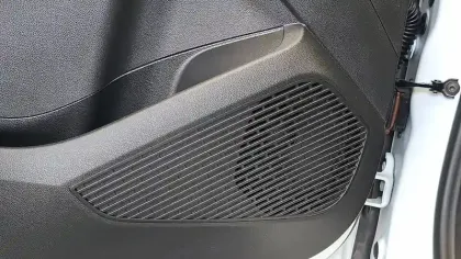 Photo 37 Renault Clio  E-Tech hybride 145