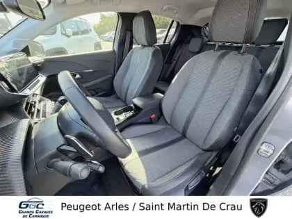 Photo 8 Peugeot 208  Hybrid 100 e-DCS6