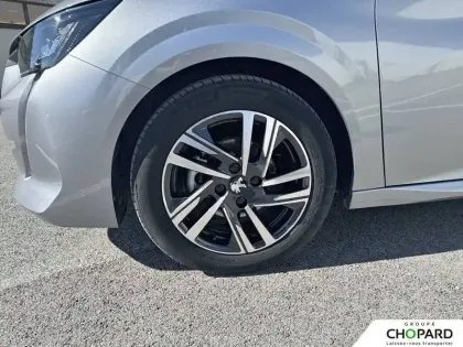 Photo 23 Peugeot 208  PureTech 75 S&S BVM5