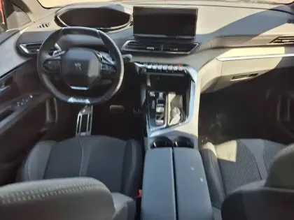 Photo 18 Peugeot 3008  Hybrid 225 e-EAT8