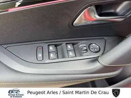 Photo 11 Peugeot 2008  Hybrid 145 e-DCS6