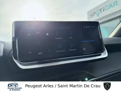 Photo 16 Peugeot 2008  Hybrid 145 e-DCS6