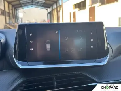 Photo 14 Peugeot 208  PureTech 75 S&S BVM5