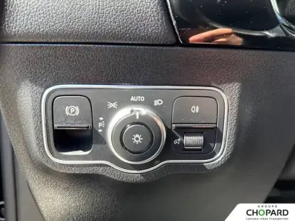 Photo 25 Mercedes Classe B  180 d 8G-DCT