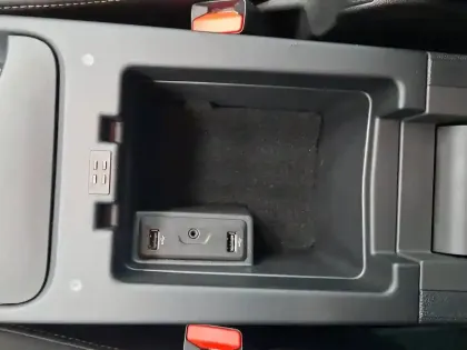 Photo 27 Renault Scenic  TCe 115 FAP