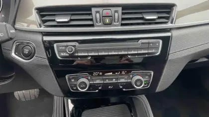 Photo 8 BMW X1  xDrive 25e 220 ch BVA6