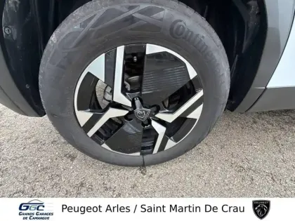 Photo 11 Peugeot 2008  Hybrid 145 e-DCS6