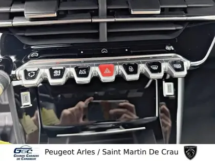 Photo 22 Peugeot 2008  Hybrid 145 e-DCS6