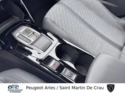 Photo 23 Peugeot 2008  Hybrid 145 e-DCS6