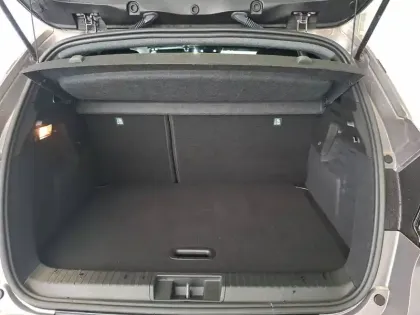 Photo 13 Renault Captur  E-Tech full hybrid 160 ch