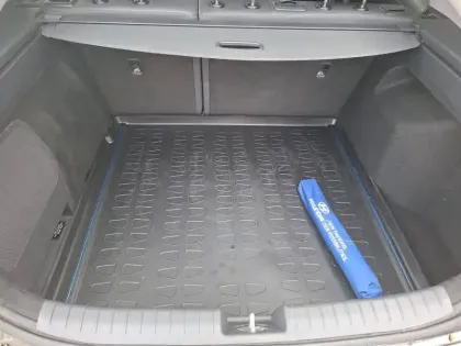 Photo 11 Hyundai Ioniq  Hybrid 141 ch