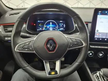 Photo 45 Renault Arkana  E-Tech 145