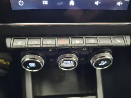 Photo 49 Renault Arkana  E-Tech 145