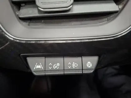 Photo 47 Renault Arkana  E-Tech 145