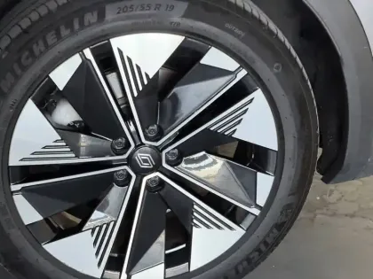 Photo 11 Renault Scenic  E-Tech électrique 220 ch grande autonomie