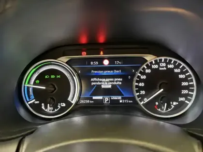 Photo 23 Nissan Juke  HYBRID 143