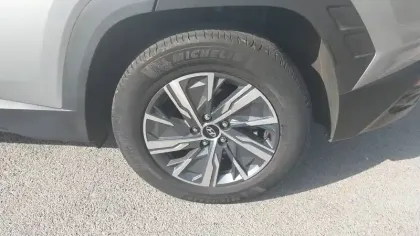 Photo 15 Hyundai Tucson  1.6 T-GDI 230 Hybrid BVA6