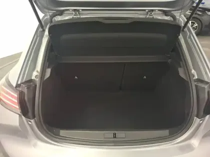 Photo 7 Peugeot 208  Hybrid 100 e-DCS6