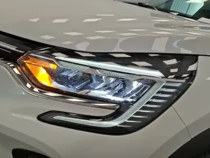 Photo 36 Renault Captur  TCe 140 EDC - 21